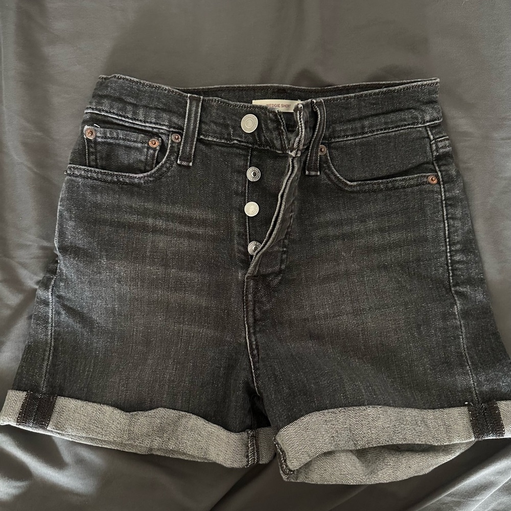 Levi’s Wedgie Short Black Denim Shorts
